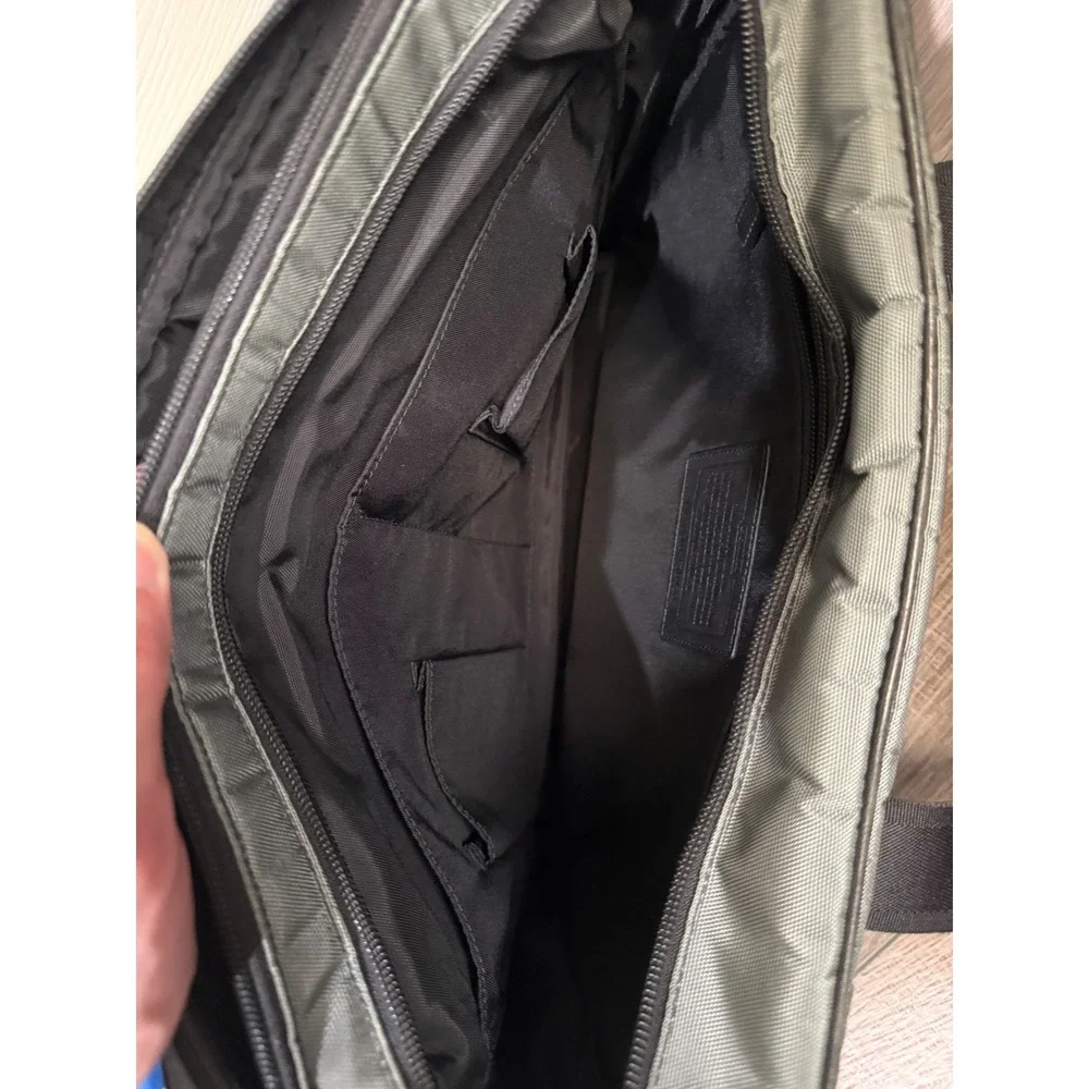 Coach Transatlantic‎ Nylon Laptop Briefcase Grey Black Messenger Bag F70354